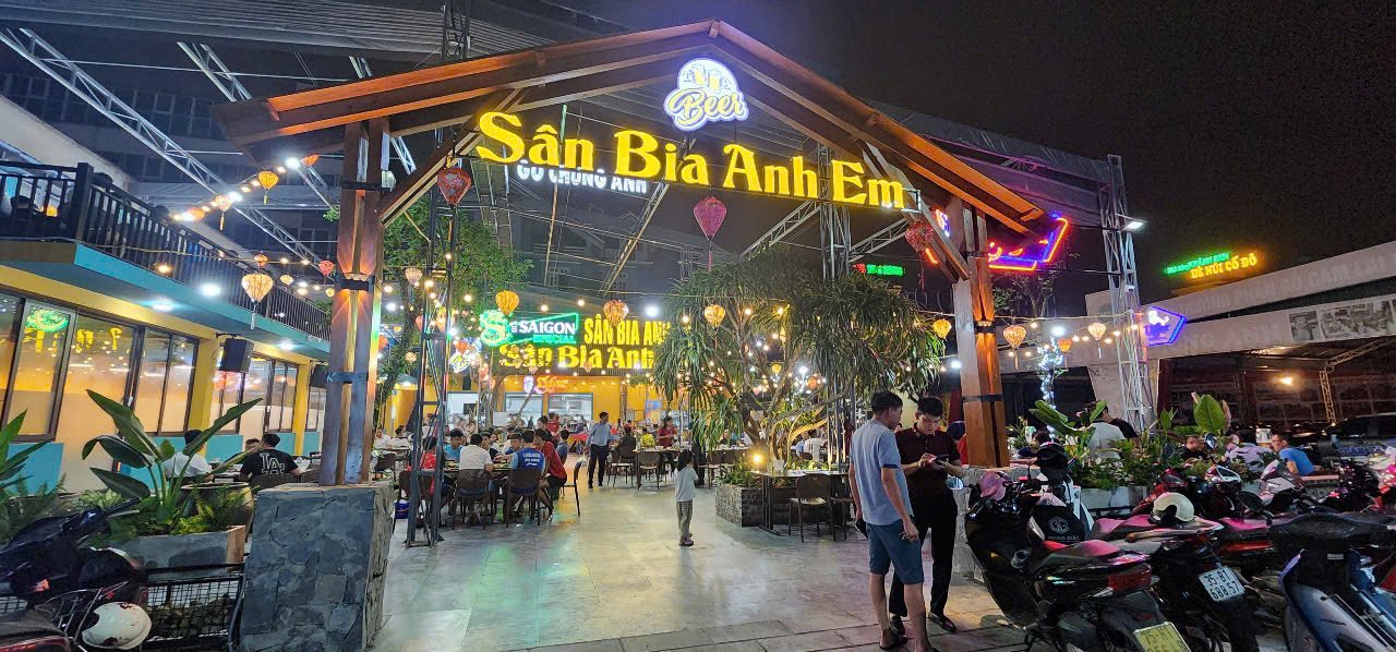 Sân Bia anh em