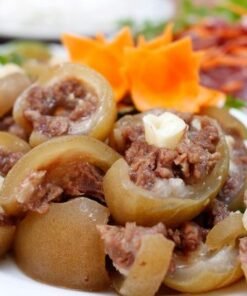 Đuôi bò hấp gừng