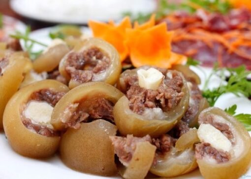Đuôi bò hấp gừng