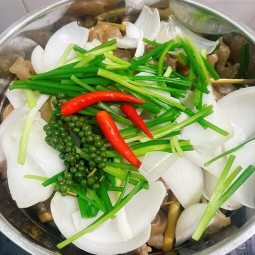 Gân bò om sấu