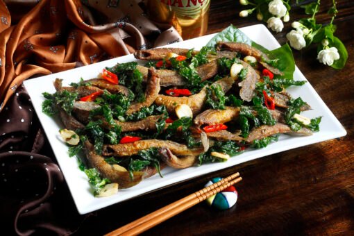 Trạch trấu chiên lá lốt